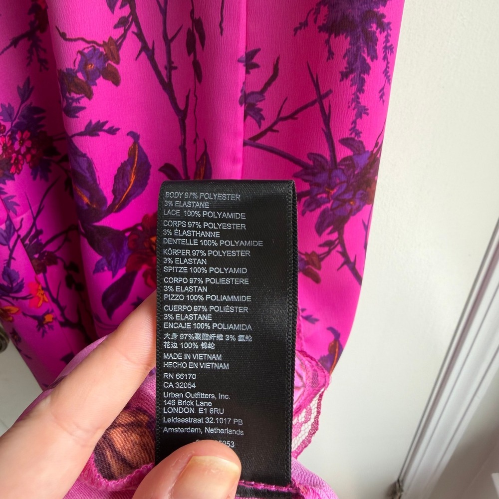 Urban Outfitters Magenta Floral Lace Trim Slip Midi Dress Large Pink Slit L - Picture 5 of 10